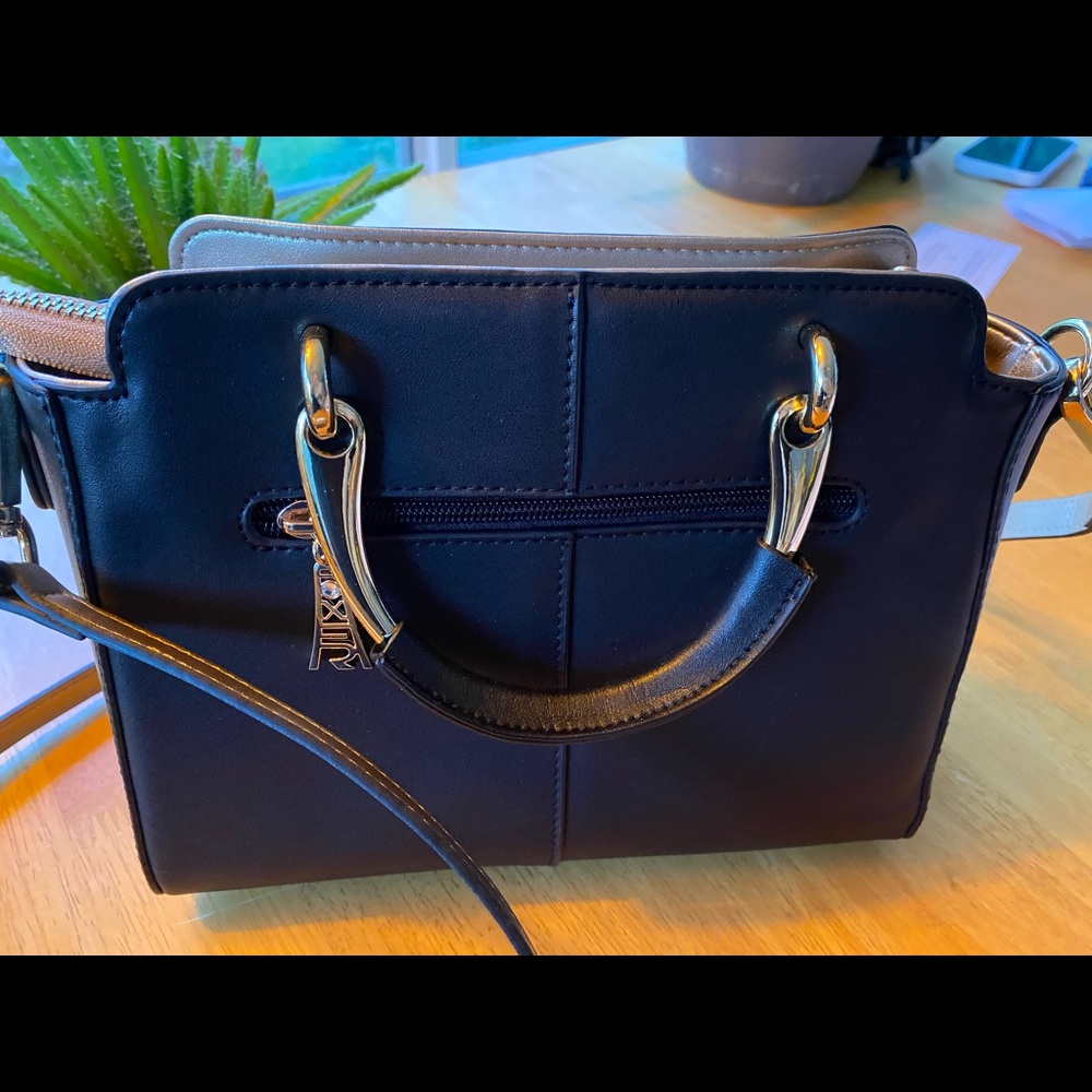 🌺FOXER CROSSBODY BAG🌺